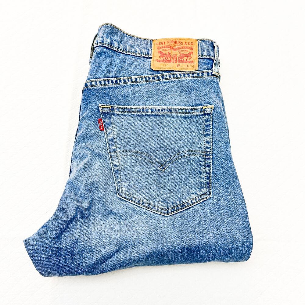 Levi's 511 Straight Leg Denim Jeans Zip Fly Ripped Med Wash Size 36 x 34